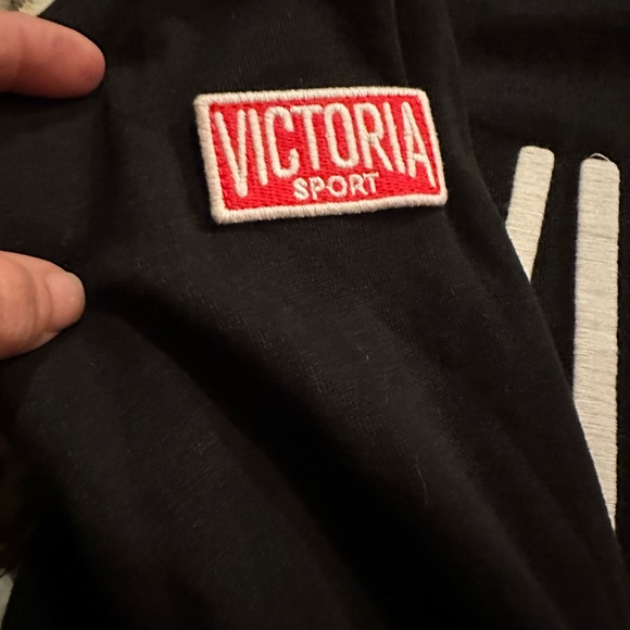 #3 Victoria Secret Sport Cropped Sweatshirt Size:Small Color Black - Picture 6 of 7